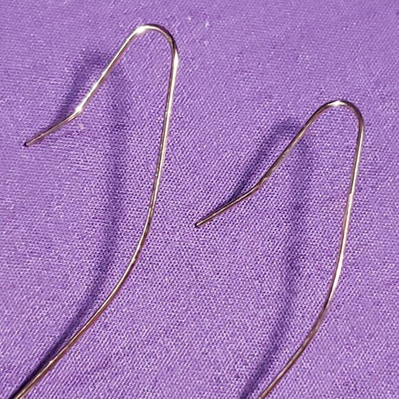 Long Wire Earrings Gold Tone Bows & Pearlescent Mint Green Egg Shaped Dangles - Picture 10 of 10